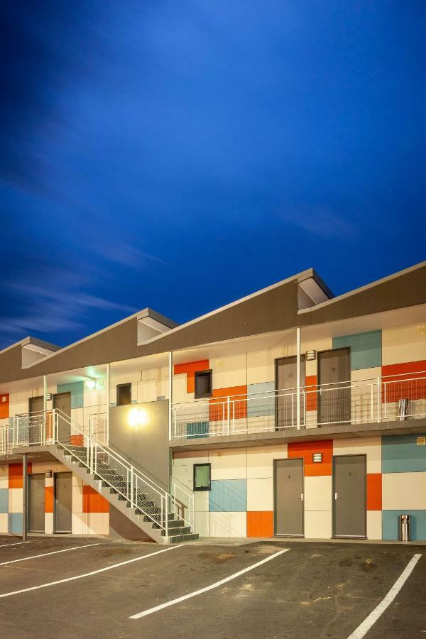 Kingston Hotel エクステリア 写真